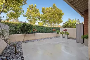 924 Sandberg Ln, Ventura, CA 93003 - Photo 29