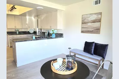 42224 Village 42, Camarillo, CA 93012 - Photo 13
