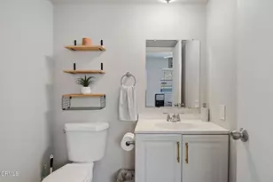 553 S E St, Oxnard, CA 93030 - Photo 11