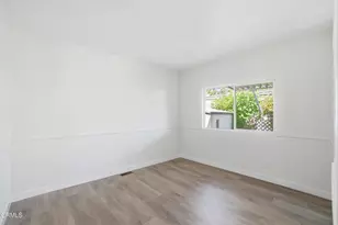 15750 Arroyo Dr, Moorpark, CA 93021 - Photo 21