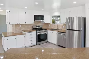 15750 Arroyo Dr, Moorpark, CA 93021 - Photo 11