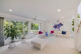 31817 Tynebourne Ct, Westlake Village, CA 91361 - Photo 11
