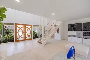 31817 Tynebourne Ct, Westlake Village, CA 91361 - Photo 9