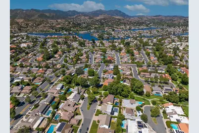 31817 Tynebourne Court, Westlake Village, CA 91361 - Photo 39