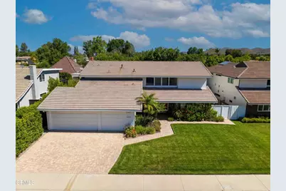 31817 Tynebourne Court, Westlake Village, CA 91361 - Photo 3
