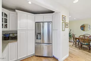 386 Larmier Ave, Oak View, CA 93022 - Photo 11