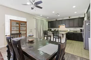 5018 Gleaming Gem Way, Bakersfield, CA 93313 - Photo 9