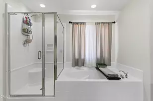 5018 Gleaming Gem Way, Bakersfield, CA 93313 - Photo 39