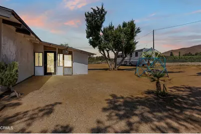 33011 Crown Valley Road, Acton, CA 93510 - Photo 23