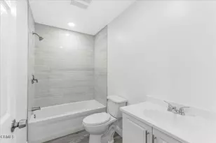 634 E Kamala St, Oxnard, CA 93033 - Photo 27