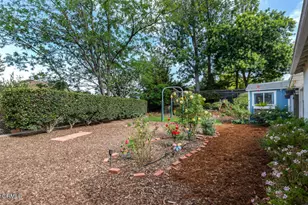 613 Orangewood Ave, Thousand Oaks, CA 91320 - Photo 19