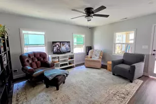 712 Main St, Piru, CA 93040 - Photo 23