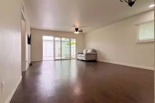 187 E Bowling Green, Port Hueneme, CA 93041 - Photo 7