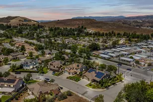 209 Southcrest Pl, Simi Valley, CA 93065 - Photo 49