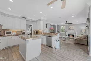 209 Southcrest Pl, Simi Valley, CA 93065 - Photo 11