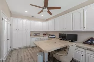 209 Southcrest Pl, Simi Valley, CA 93065 - Photo 15