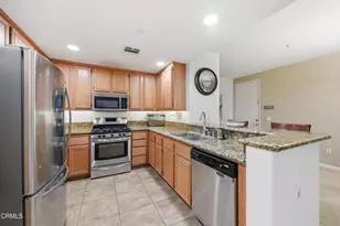 243 Riverdale Ct, Camarillo, CA 93012 - Photo 5