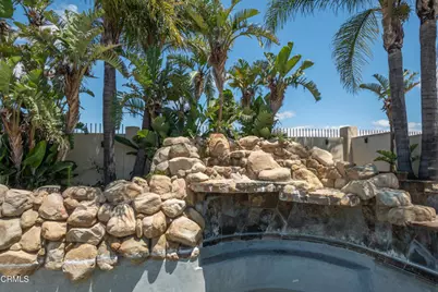 833 W Highland Drive, Camarillo, CA 93010 - Photo 9