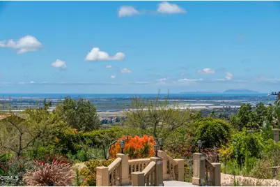 833 W Highland Drive, Camarillo, CA 93010 - Photo 19