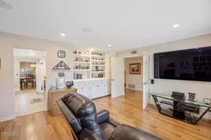 29201 Village 29, Camarillo, CA 93012 - Photo 23