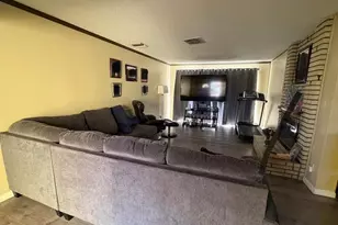 554 W Ave J11, Lancaster, CA 93534 - Photo 9