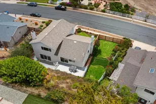 921 Calle Pinata, Thousand Oaks, CA 91320 - Photo 39