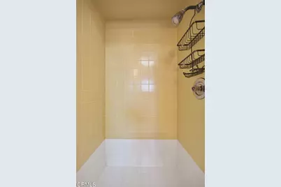 218 Palomares Avenue, Ventura, CA 93003 - Photo 41