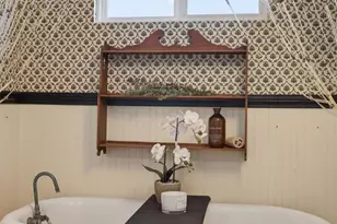 218 Palomares Ave, Ventura, CA 93003 - Photo 39