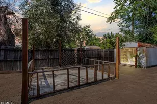15638 Simonds St, Los Angeles, CA 91344 - Photo 25