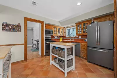 117 Duke Avenue, Ventura, CA 93003 - Photo 11