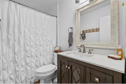 117 Duke Avenue, Ventura, CA 93003 - Photo 17