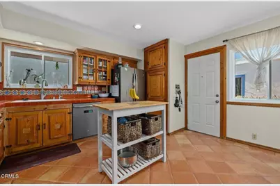 117 Duke Avenue, Ventura, CA 93003 - Photo 13