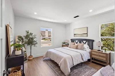 340 Jones Street, Ventura, CA 93003 - Photo 15