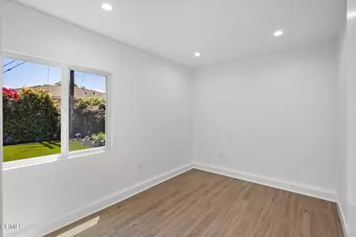 340 Jones Street, Ventura, CA 93003 - Photo 33