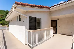 2913 Antonio Dr, Camarillo, CA 93010 - Photo 3