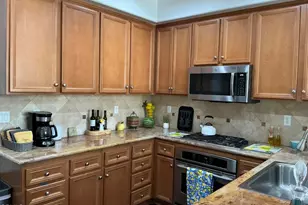 4153 Felipe Ln, Simi Valley, CA 93063 - Photo 17
