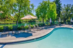 27072 Victoria Ln, Valencia, CA 91355 - Photo 23