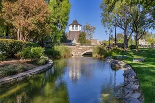 27072 Victoria Ln, Valencia, CA 91355 - Photo 3