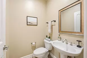 3239 Buttercup Ln, Camarillo, CA 93012 - Photo 19