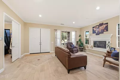 3239 Buttercup Lane, Camarillo, CA 93012 - Photo 11