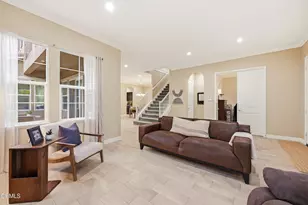 3239 Buttercup Ln, Camarillo, CA 93012 - Photo 13