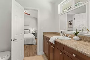 5351 Dubois Ave, Los Angeles, CA 91367 - Photo 21