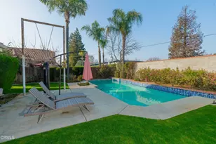10906 Rosslyn Ln, Bakersfield, CA 93311 - Photo 3
