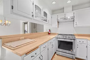 15266 Campus Park Dr, Moorpark, CA 93021 - Photo 17