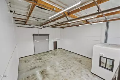 2472 Eastman Avenue #33, Ventura, CA 93003 - Photo 25