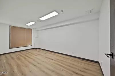 2472 Eastman Avenue #33, Ventura, CA 93003 - Photo 9