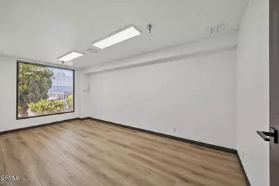 2472 Eastman Avenue #33, Ventura, CA 93003 - Photo 11