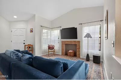 5681 Calle Sencillo, Camarillo, CA 93012 - Photo 9