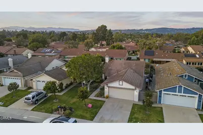 5681 Calle Sencillo, Camarillo, CA 93012 - Photo 23