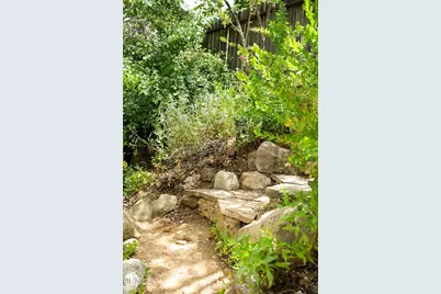 270 Valley Road, Oak View, CA 93022 - Photo 9